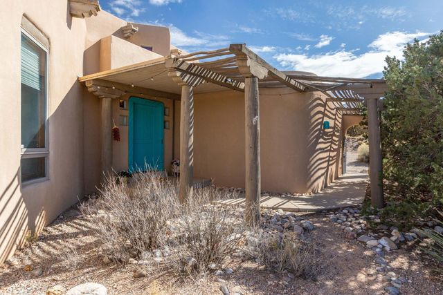20 Calle Chamisa, Placitas, NM 87043