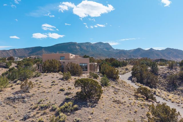20 Calle Chamisa, Placitas, NM 87043