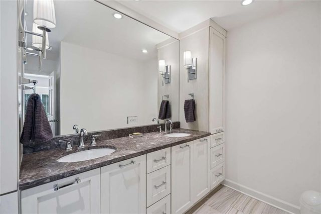 8 Willow Glen NE, Atlanta, GA 30342