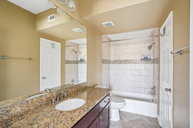 7000 Seawall Boulevard 923, Galveston, TX 77551