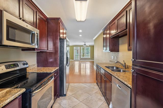 7000 Seawall Boulevard 923, Galveston, TX 77551