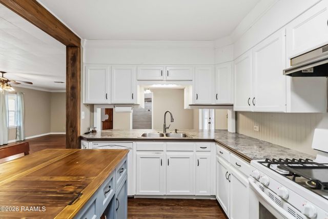 720 W Lastie Street, Erath, LA 70533