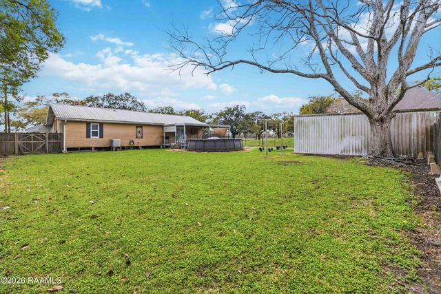 720 W Lastie Street, Erath, LA 70533