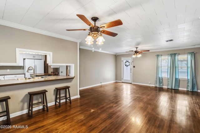 720 W Lastie Street, Erath, LA 70533