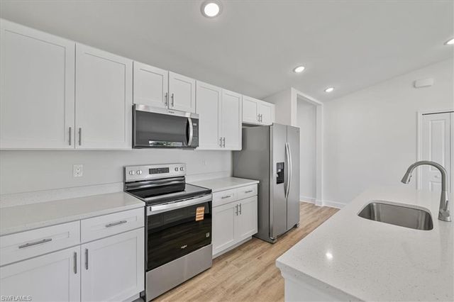 1010 NW 8th PL, Cape Coral, FL 33993