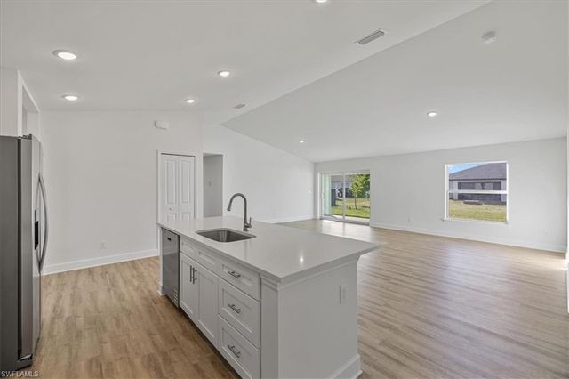 1010 NW 8th PL, Cape Coral, FL 33993