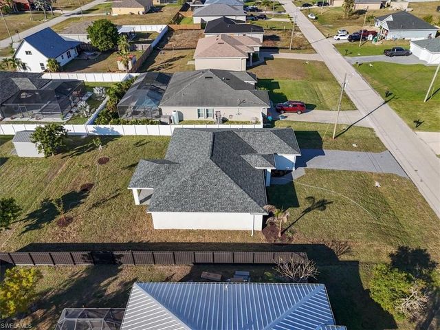 1010 NW 8th PL, Cape Coral, FL 33993