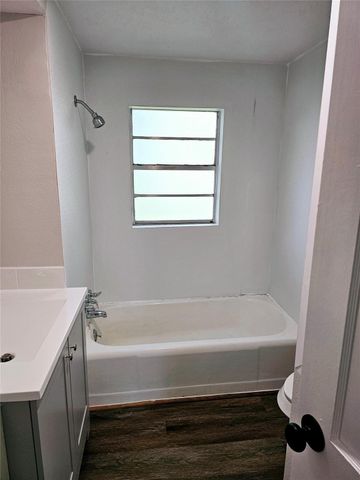 712 Stowell Street, Anahuac, TX 77514