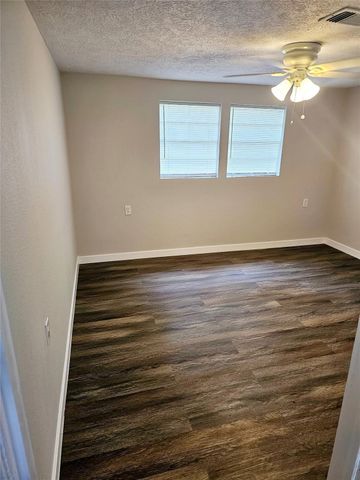 712 Stowell Street, Anahuac, TX 77514