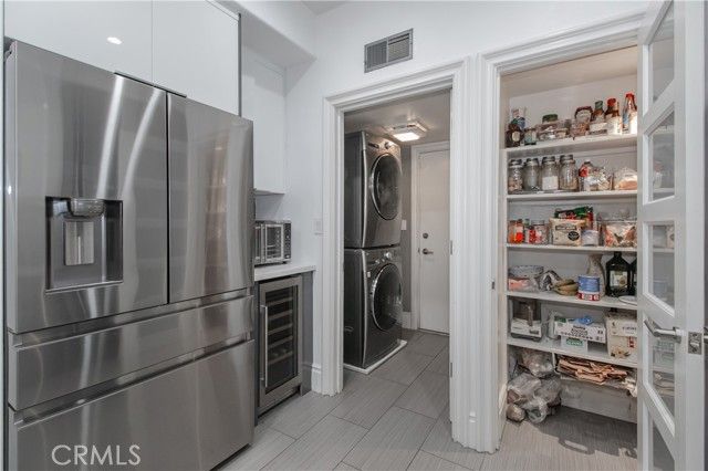 23057 Park Este, Calabasas, CA 91302