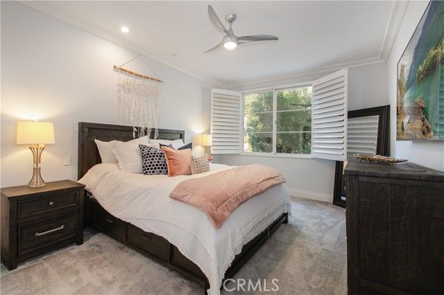 23057 Park Este, Calabasas, CA 91302