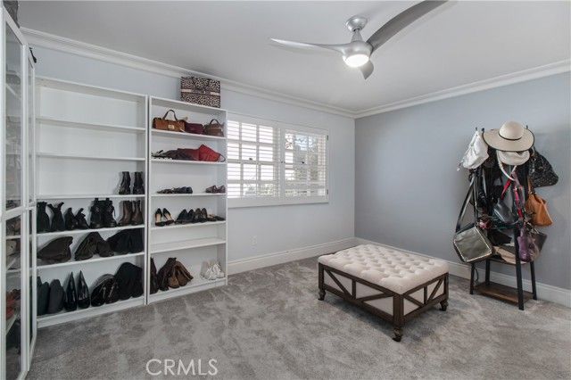 23057 Park Este, Calabasas, CA 91302