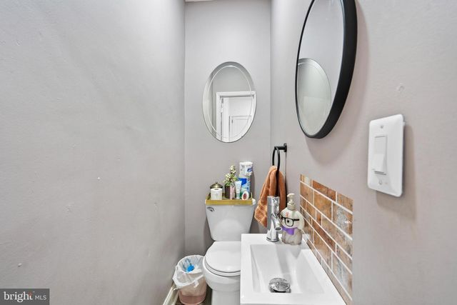 924 FOULKROD ST, Philadelphia, PA 19124