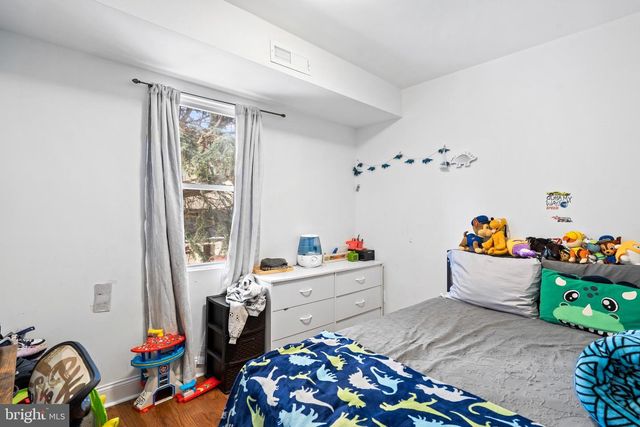 924 FOULKROD ST, Philadelphia, PA 19124