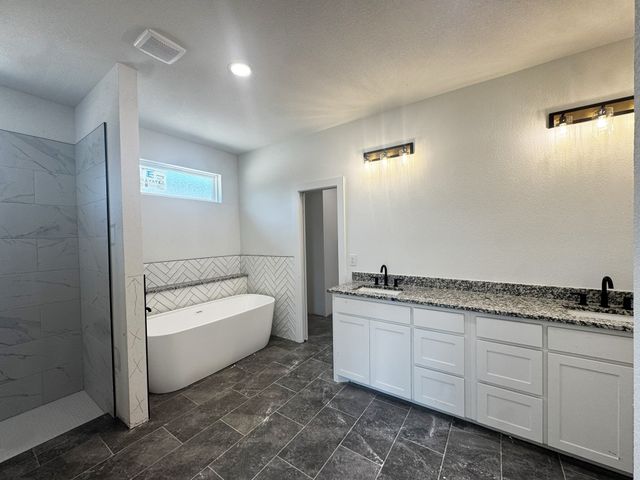 1102 Silver Sage Trail, Weatherford, TX 76085