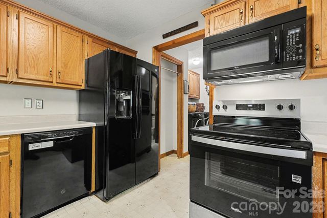 2040 Burke Road, Shelby, NC 28152