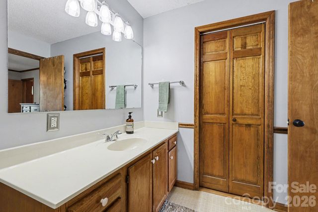 2040 Burke Road, Shelby, NC 28152