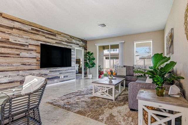 18298 CORTES CREEK BOULEVARD, Spring Hill, FL 34610