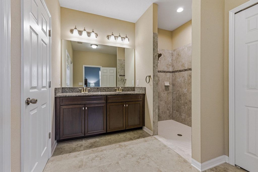 Image 17 of property listing at 18298 CORTES CREEK BOULEVARD, Spring Hill, FL 34610