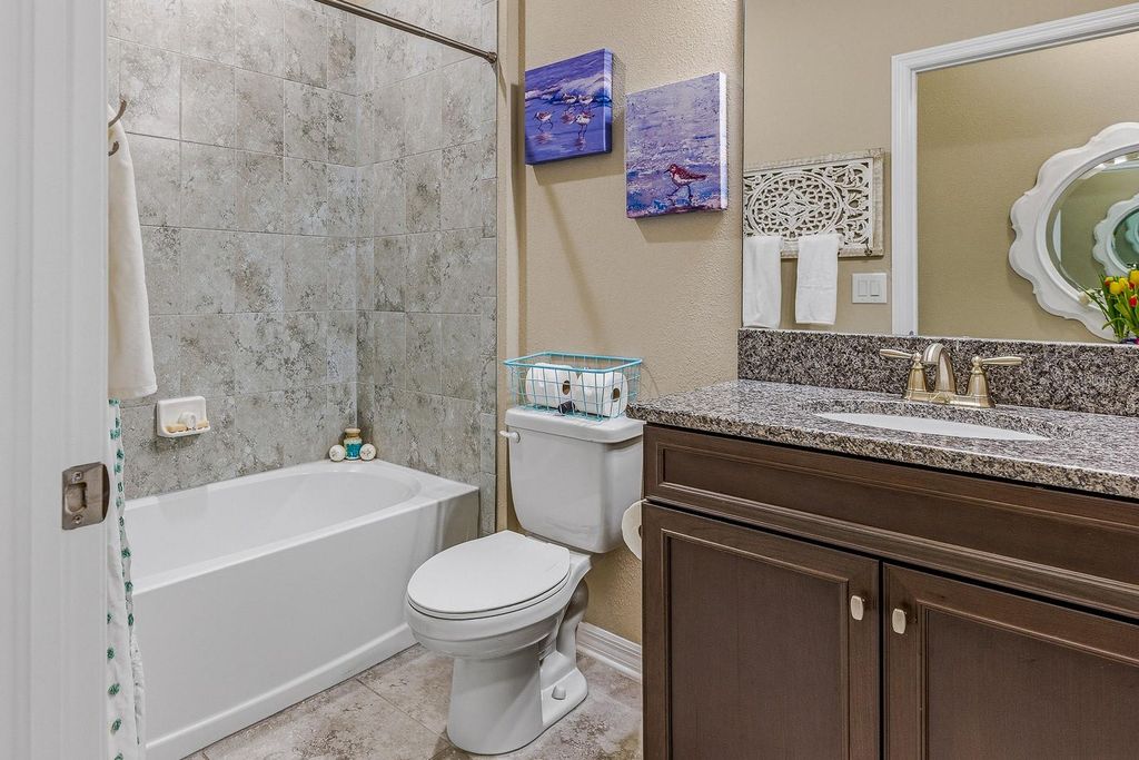 Image 22 of property listing at 18298 CORTES CREEK BOULEVARD, Spring Hill, FL 34610