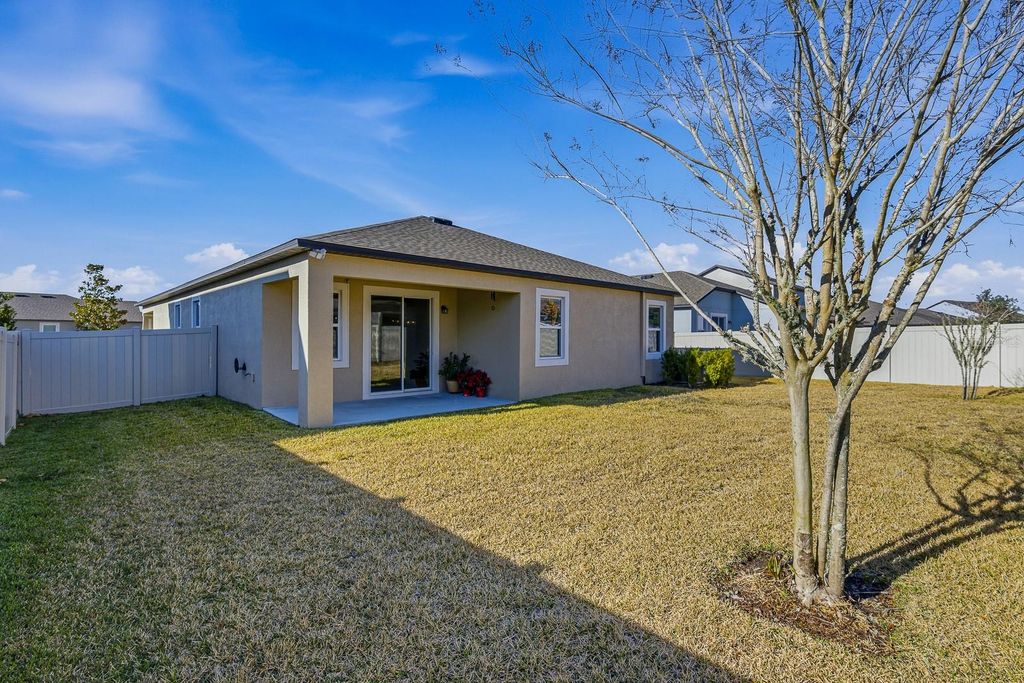 Image 25 of property listing at 18298 CORTES CREEK BOULEVARD, Spring Hill, FL 34610