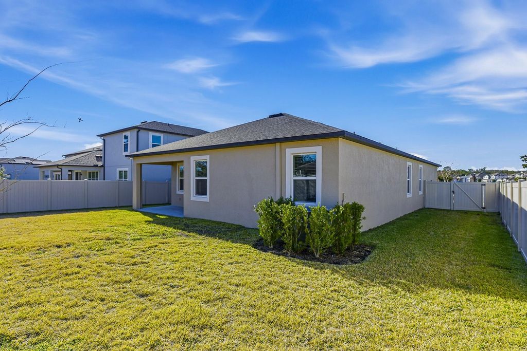 Image 27 of property listing at 18298 CORTES CREEK BOULEVARD, Spring Hill, FL 34610