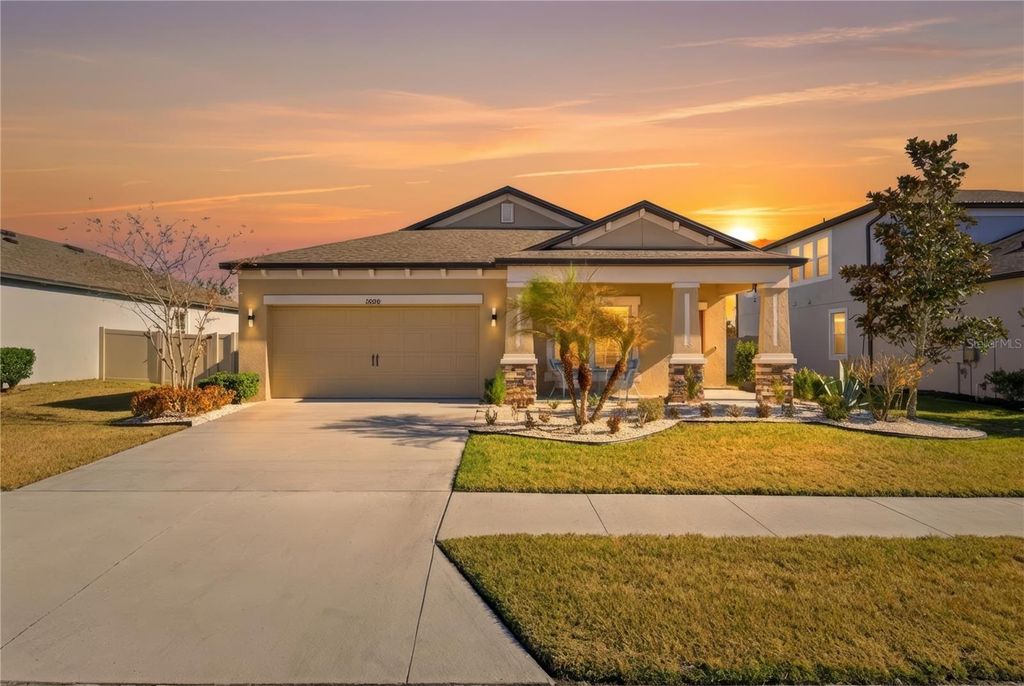 Image 48 of property listing at 18298 CORTES CREEK BOULEVARD, Spring Hill, FL 34610