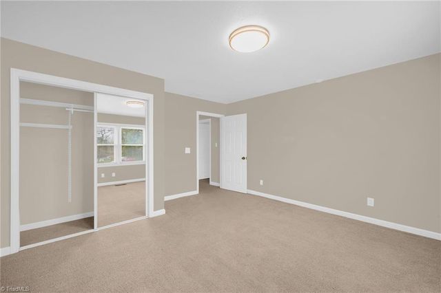 1175 Whispering Pines Drive, Kernersville, NC 27284