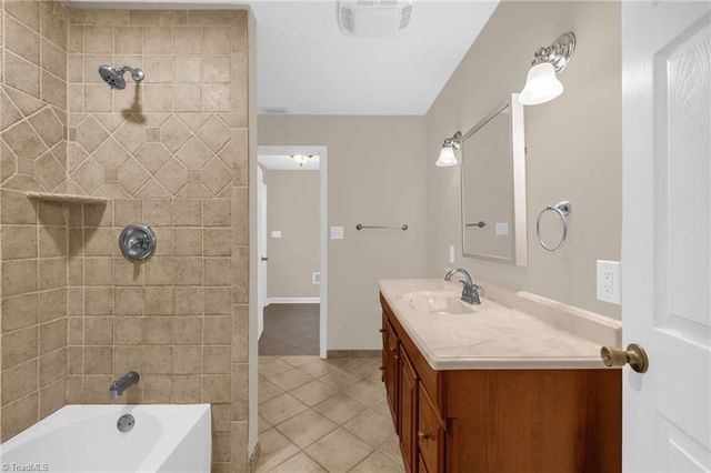 1175 Whispering Pines Drive, Kernersville, NC 27284