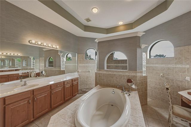 13236 LEGENDS TRAIL, Dade City, FL 33525