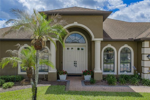13236 LEGENDS TRAIL, Dade City, FL 33525