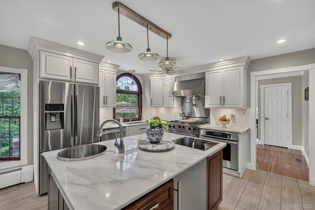 112 Mercury Court, Monroe, NY 10950 — photo 4