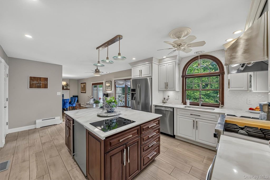 112 Mercury Court, Monroe, NY 10950 — photo 5