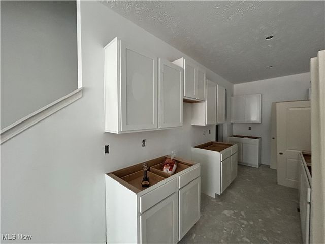 5081 Shepherds Glen, Willoughby, OH 44094