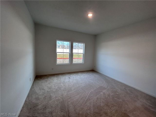 5081 Shepherds Glen, Willoughby, OH 44094