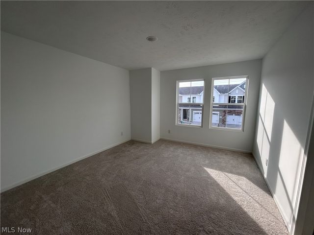 5081 Shepherds Glen, Willoughby, OH 44094