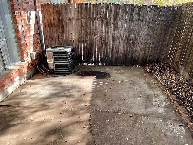 915 N Elm Street 3, Denton, TX 76201