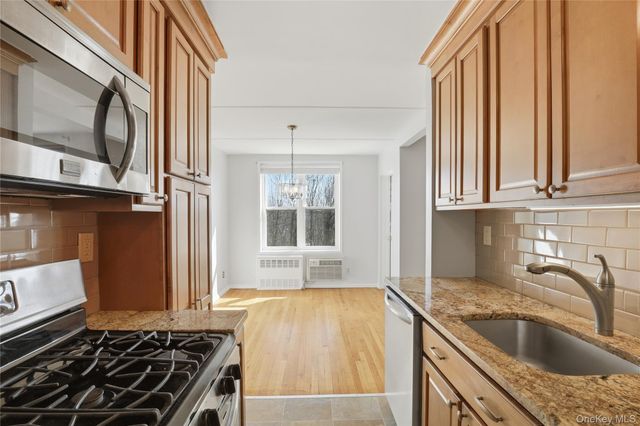 222 Martling Avenue 4-C, Tarrytown, NY 10591