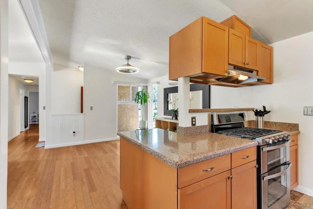 3031 Larkin Pl, San Diego, CA 92123