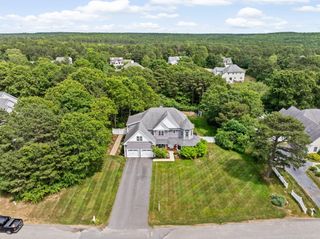 5 Bosuns Lane, Bourne, MA 02532