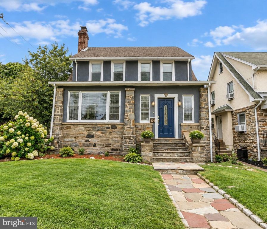 300 E TOWNSHIP LINE RD, Havertown, PA 19083