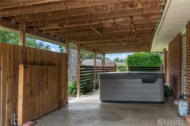 6125 Imperial Hills Drive, Butler Twp, OH 45414