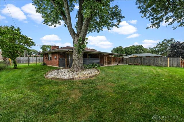 6125 Imperial Hills Drive, Butler Twp, OH 45414