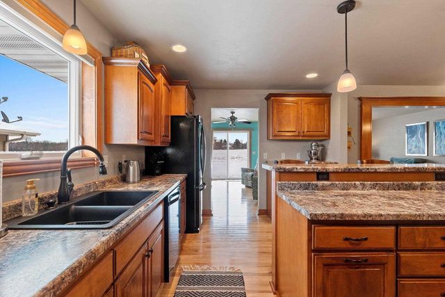 3816 SHORE CREST LANE, Green Bay, WI 54311