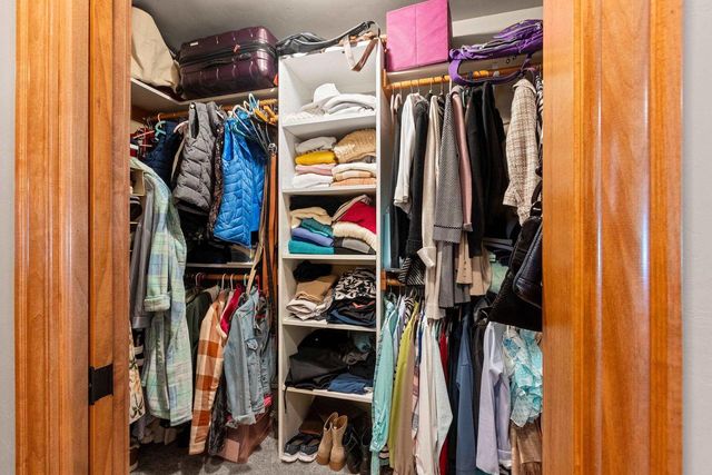 3816 SHORE CREST LANE, Green Bay, WI 54311