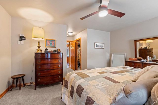 3816 SHORE CREST LANE, Green Bay, WI 54311