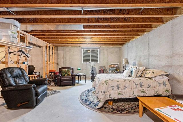 3816 SHORE CREST LANE, Green Bay, WI 54311