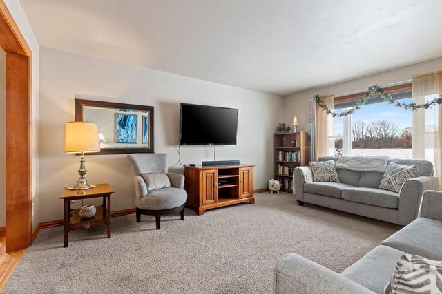 3816 SHORE CREST LANE, Green Bay, WI 54311