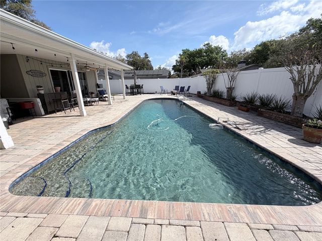 320 WHITE OAK CIRCLE, Maitland, FL 32751