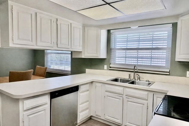 320 WHITE OAK CIRCLE, Maitland, FL 32751